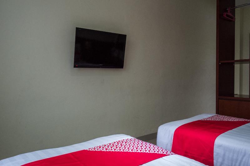 Aviari Hotel Batam Exterior photo